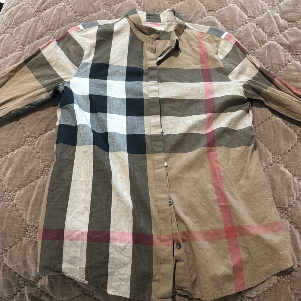 Very good condition Burberry shirt